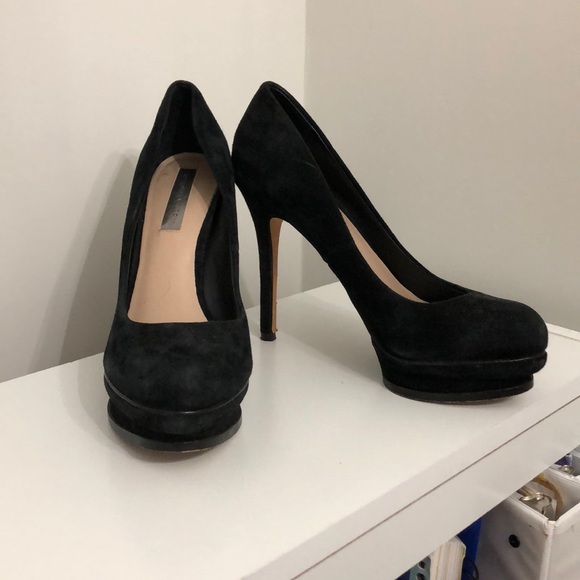BCBGMaxazria Pamela High Heel Platform Pump - Picture 1 of 8